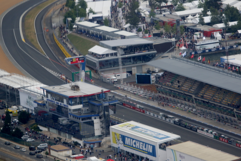 Illustration for article titled The 24 Hours Of Le Mans Is Unbelievable From The Air